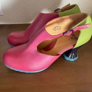 Fluevog Cosmos Opposition custom color from Raspberry Heels 9.5. New!!!
